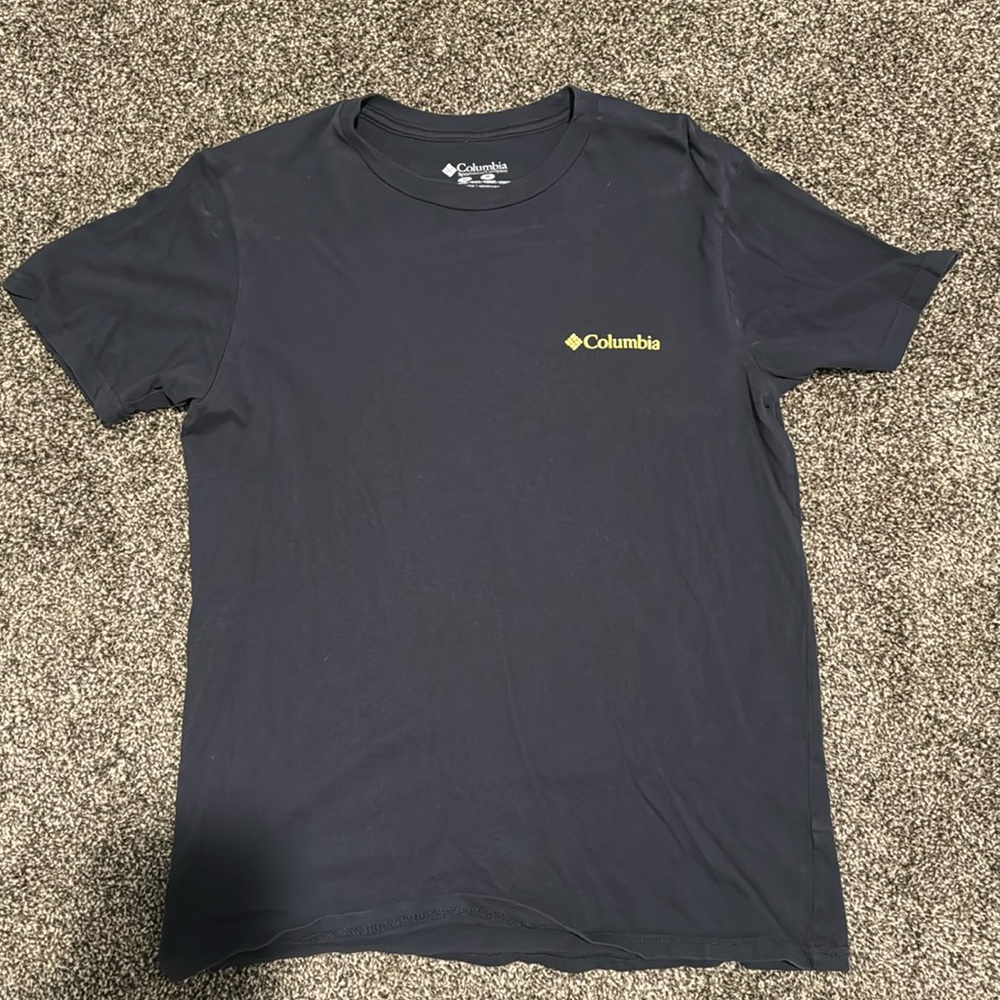 Columbia T-shirt, Size-Medium